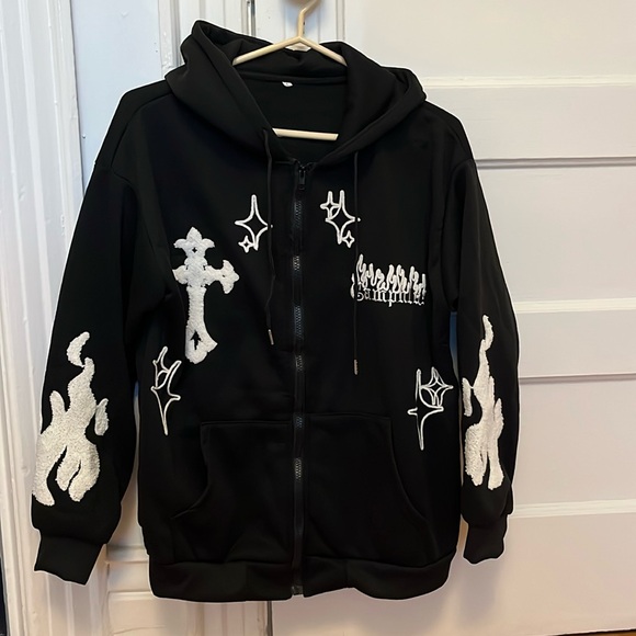 Y2K Cross Hoodie - Picture 1 of 3